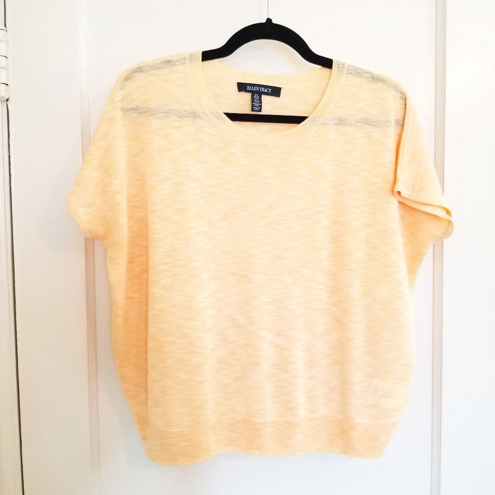 Ellen Tracy Women's size Small Knit Short-sleeved Top